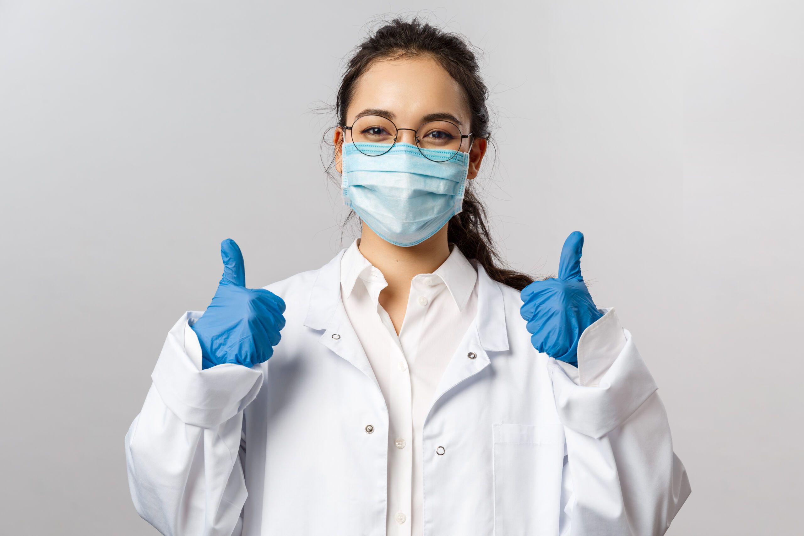 Doctors,,Infectionist,,Research,And,Covid19,Concept.,Satisfied,Young,Asian,Female